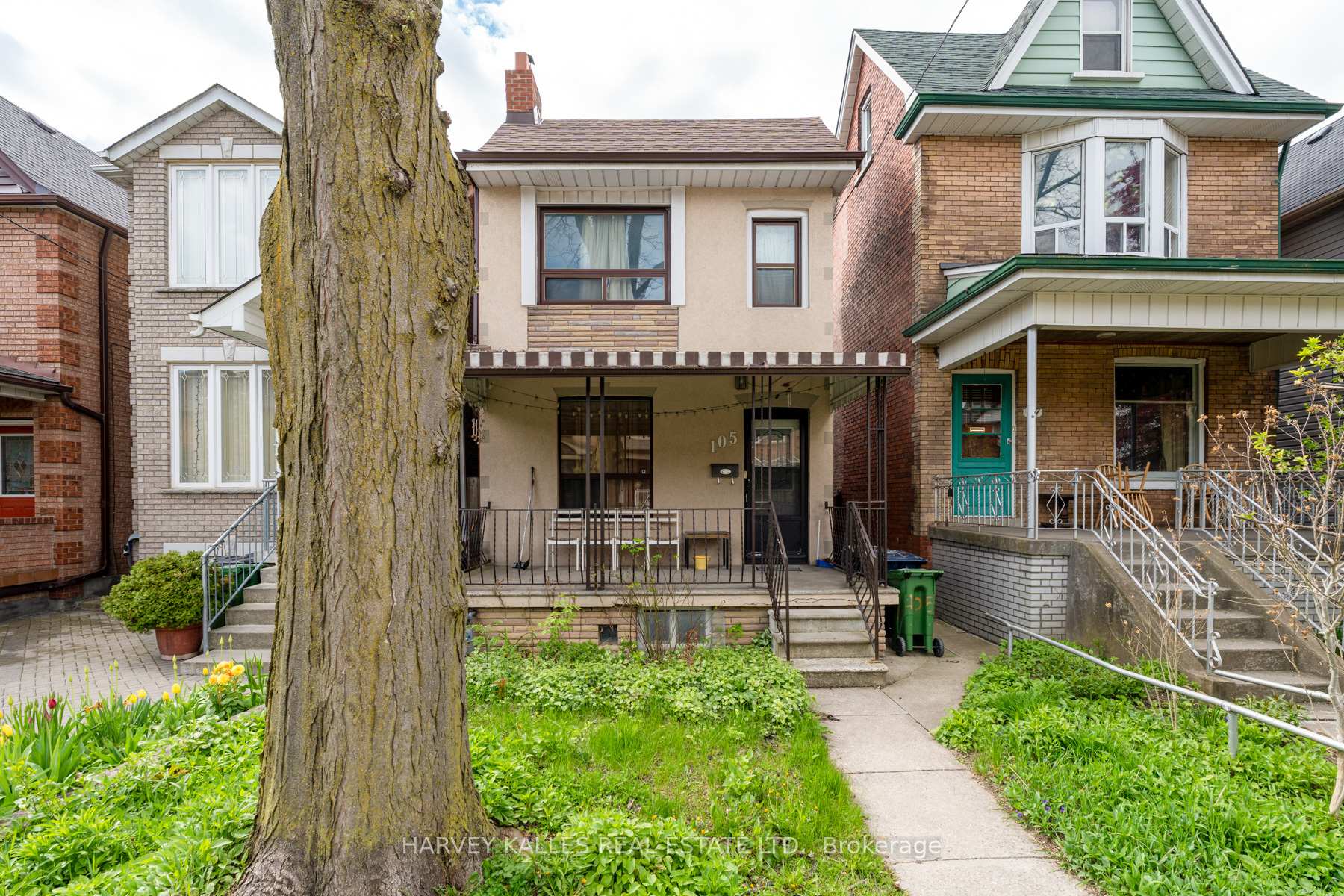 105 Melville Avenue, Toronto