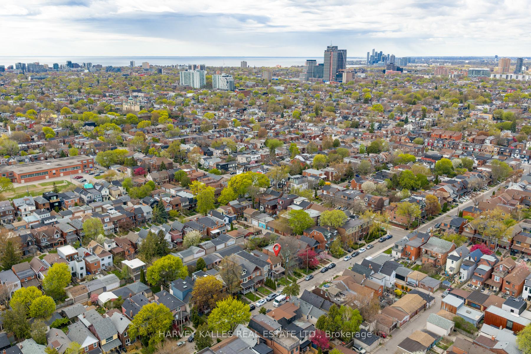 105 Melville Avenue, Toronto
