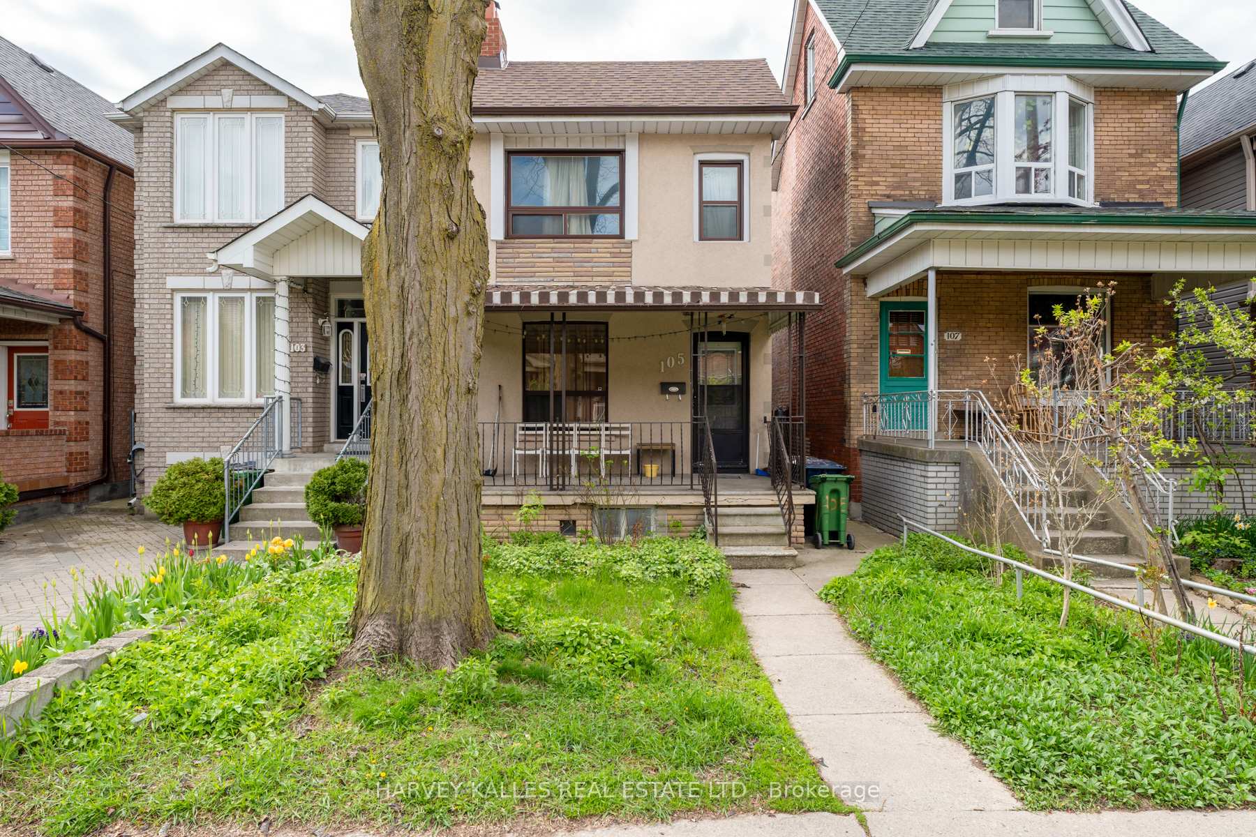 105 Melville Avenue, Toronto