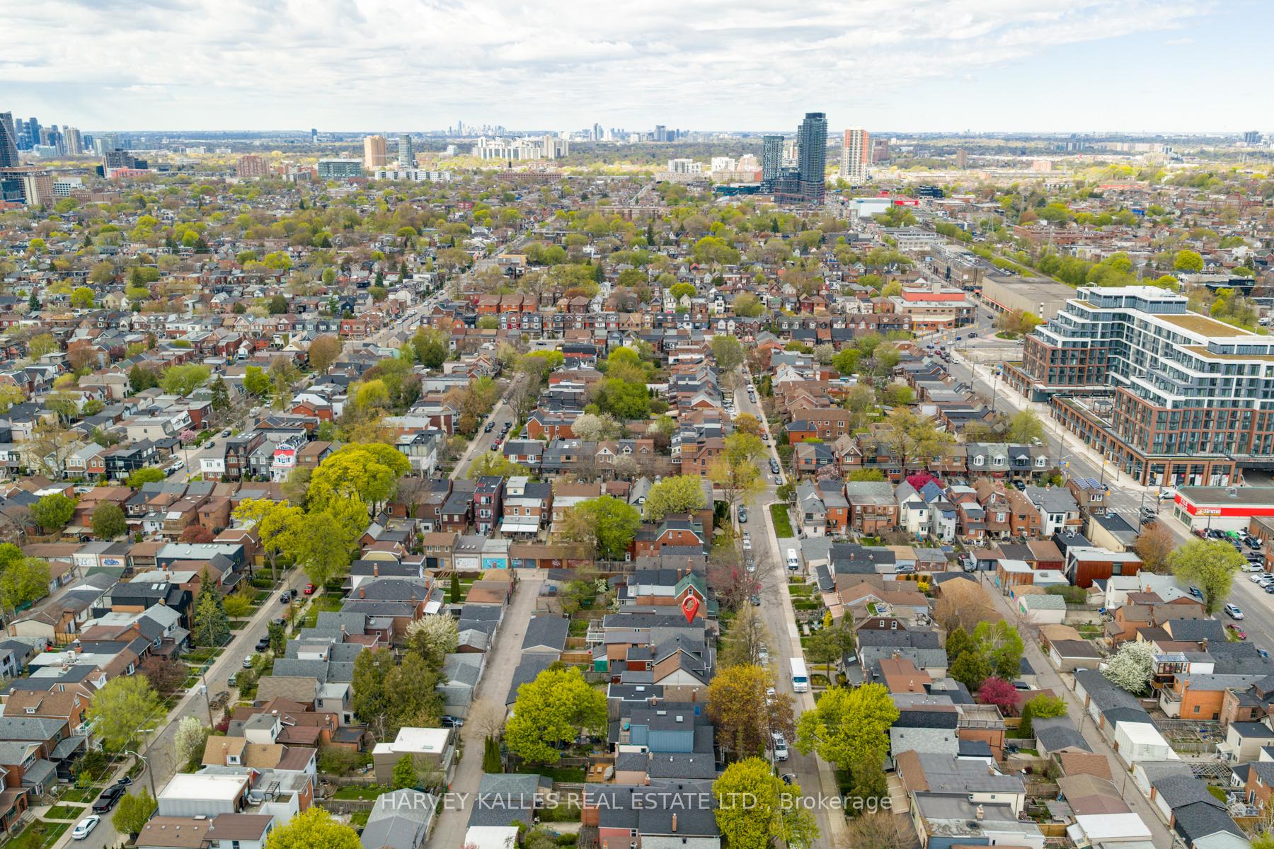 105 Melville Avenue, Toronto