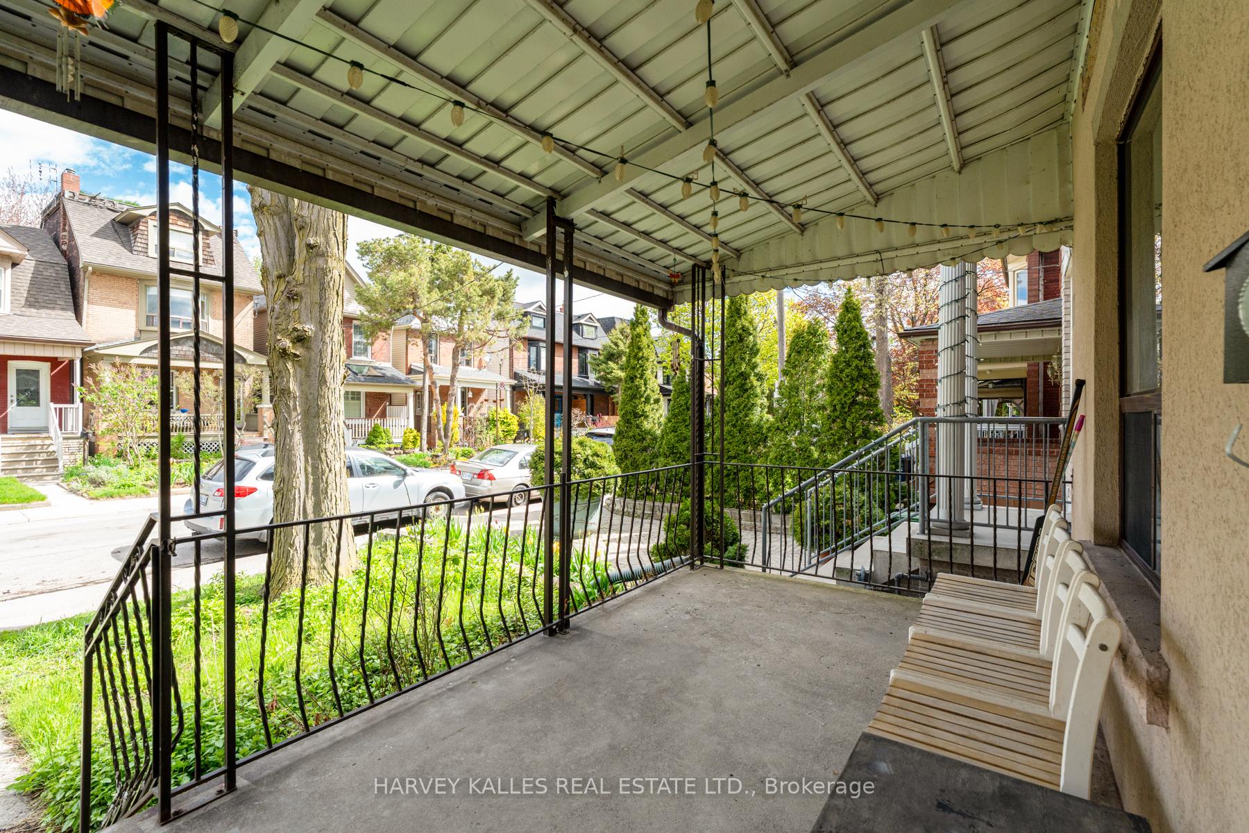 105 Melville Avenue, Toronto