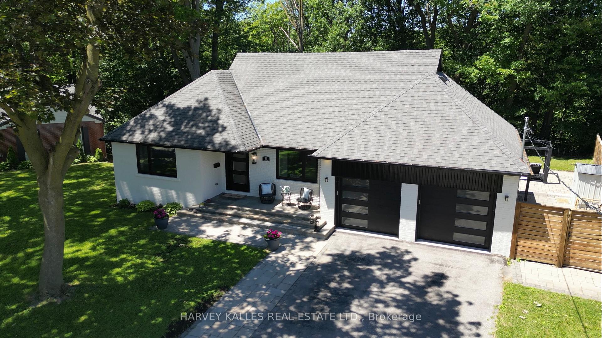 8 Circle Ridge, Toronto