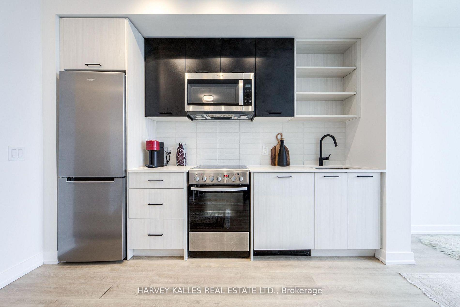 2300 St. Clair Avenue W 1001, Toronto Unit: 1001