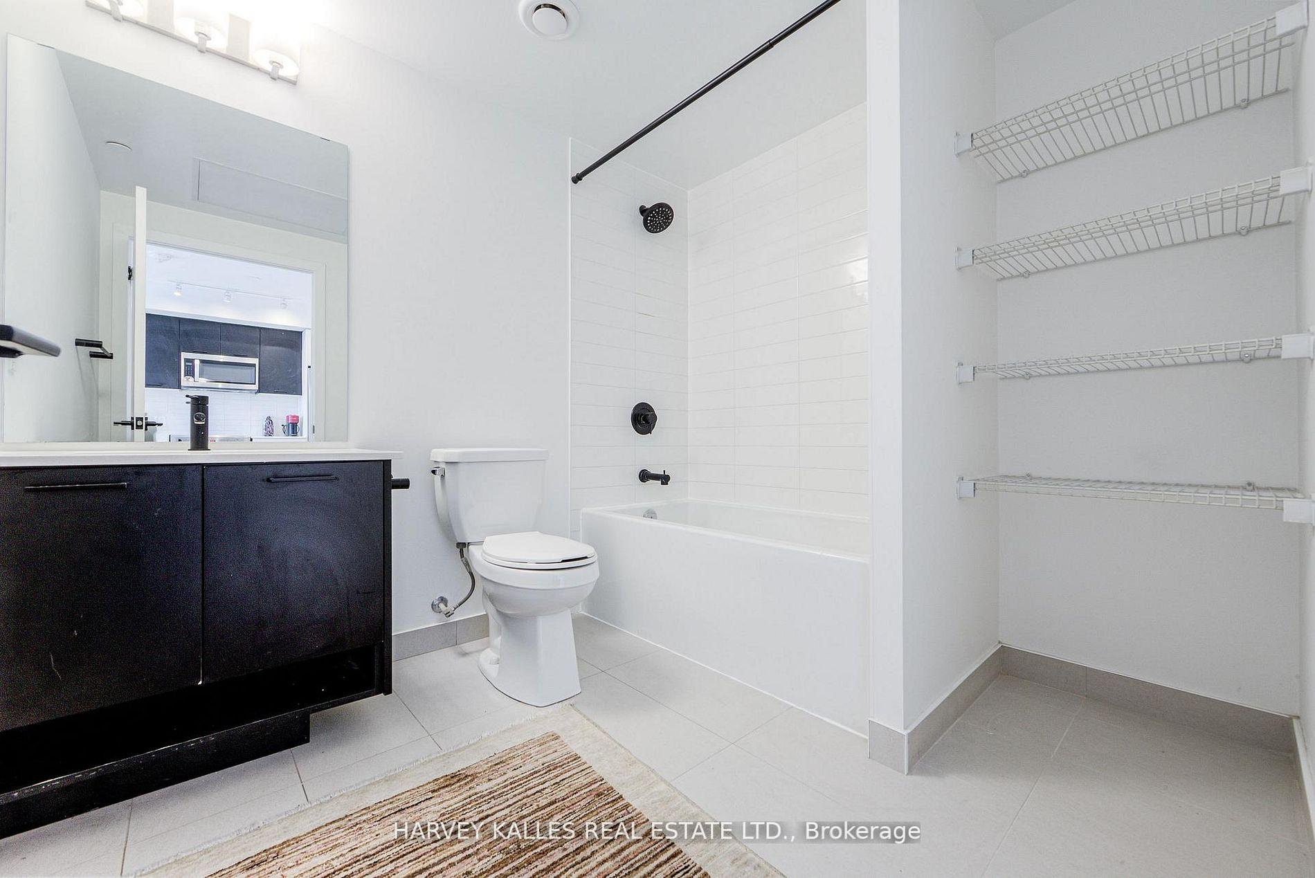 2300 St Clair Avenue E 1001, Toronto Unit: 1001