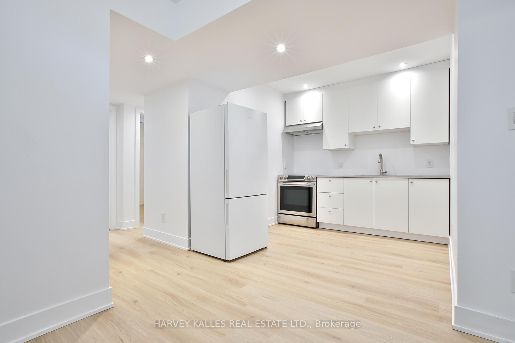 112 Fourth Street, Toronto