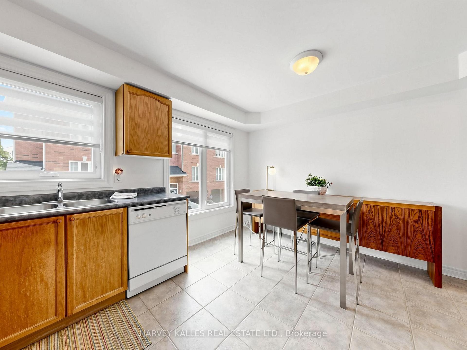 10 Lightbourn Avenue, Toronto