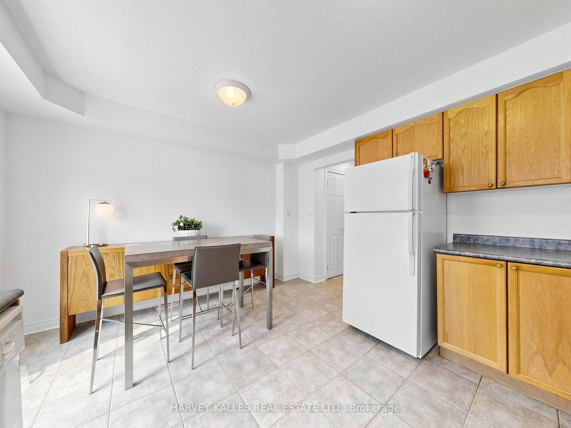 10 Lightbourn Avenue, Toronto