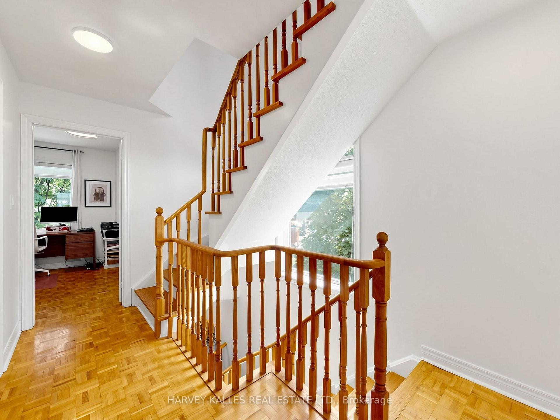 10 Lightbourn Avenue, Toronto