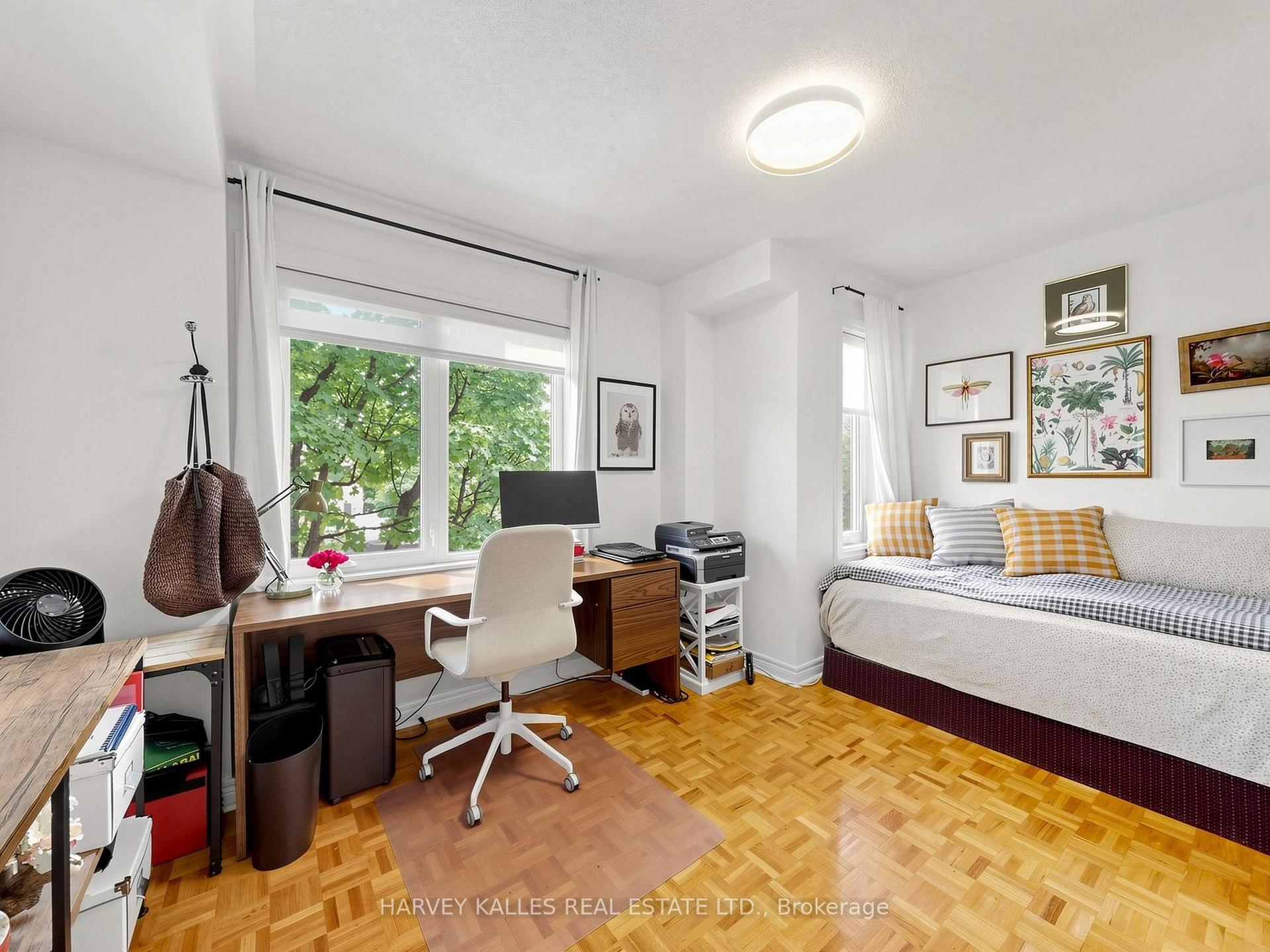 10 Lightbourn Avenue, Toronto