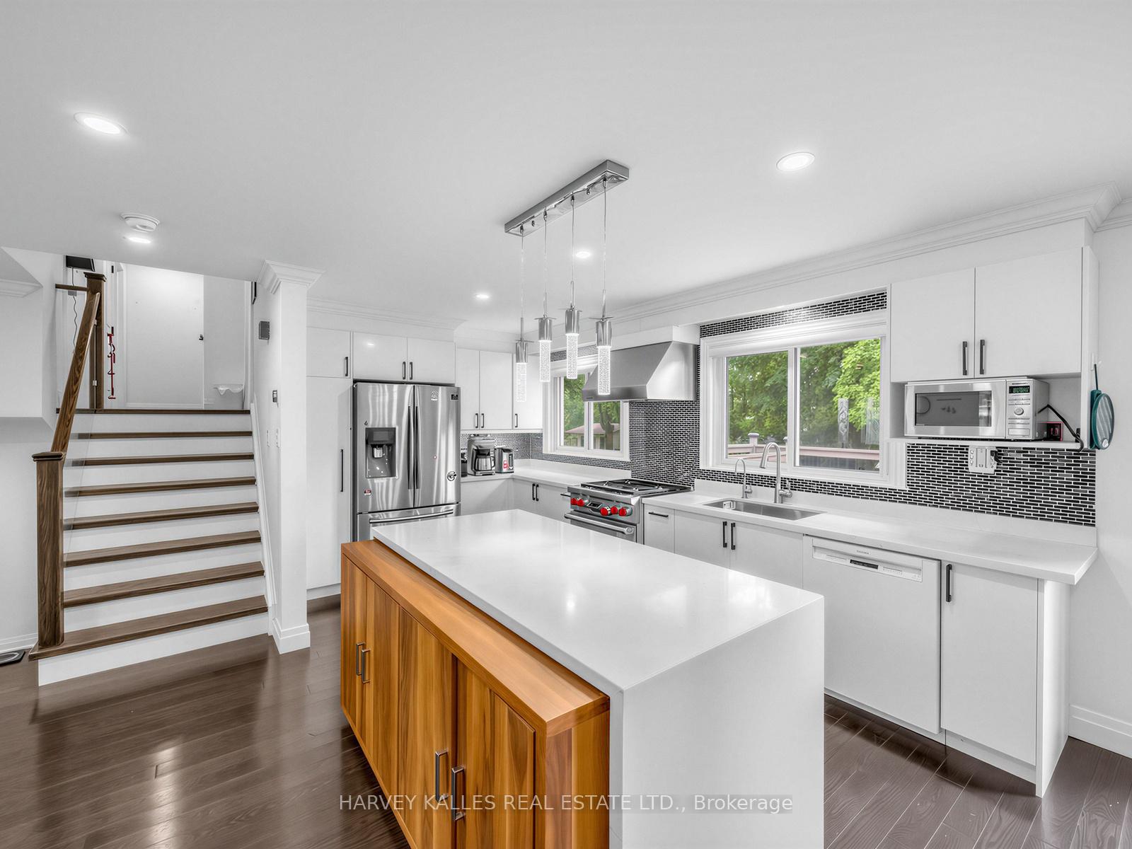 1228 Pallatine Drive