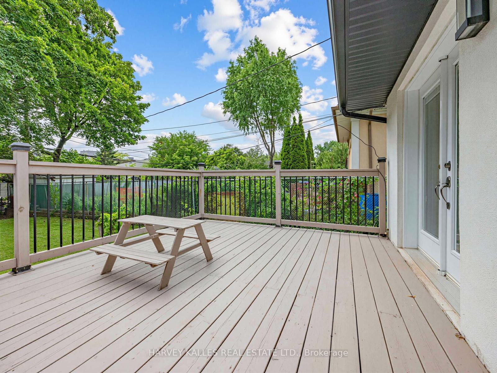 1228 Pallatine Drive