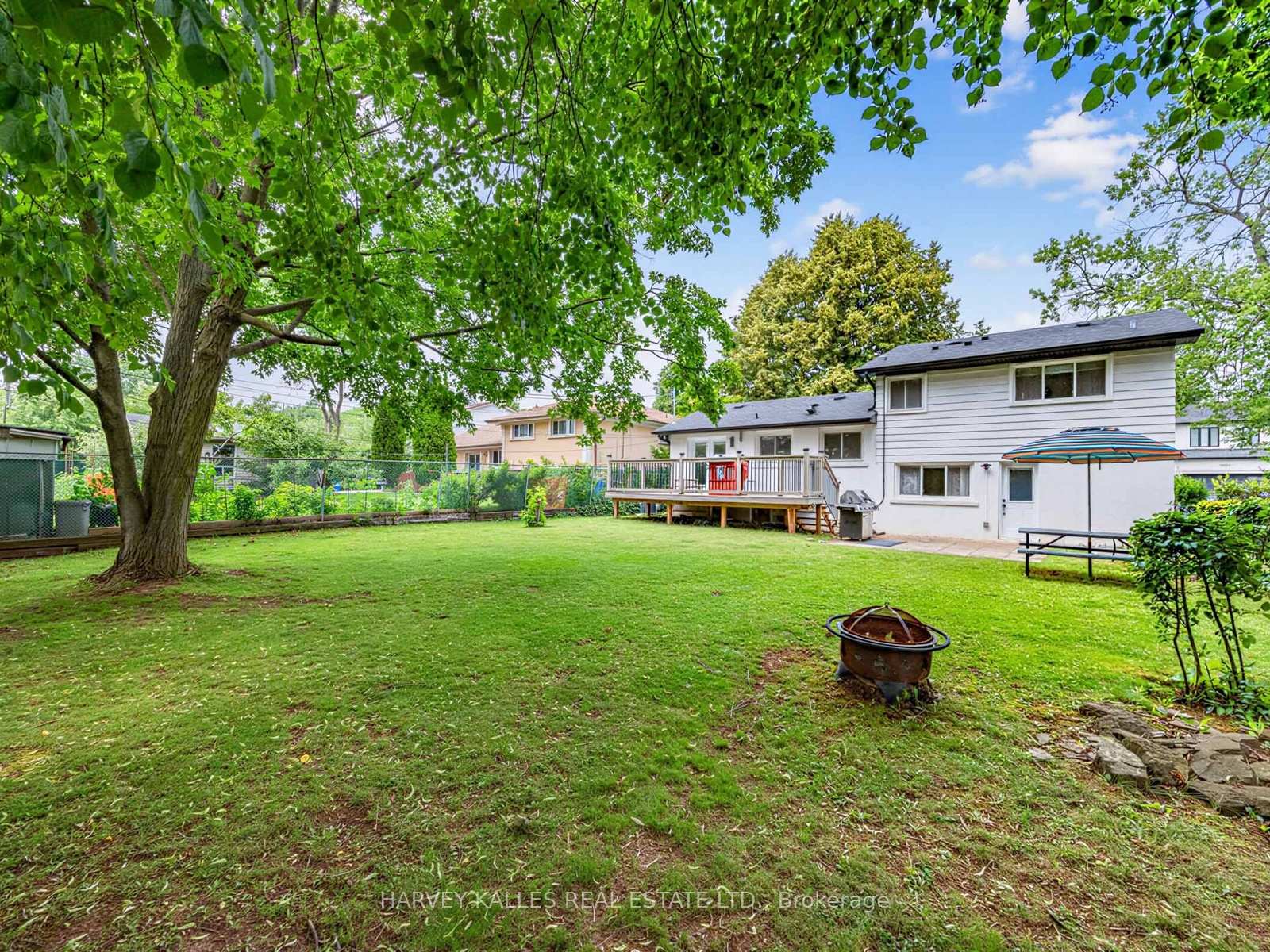 1228 Pallatine Drive