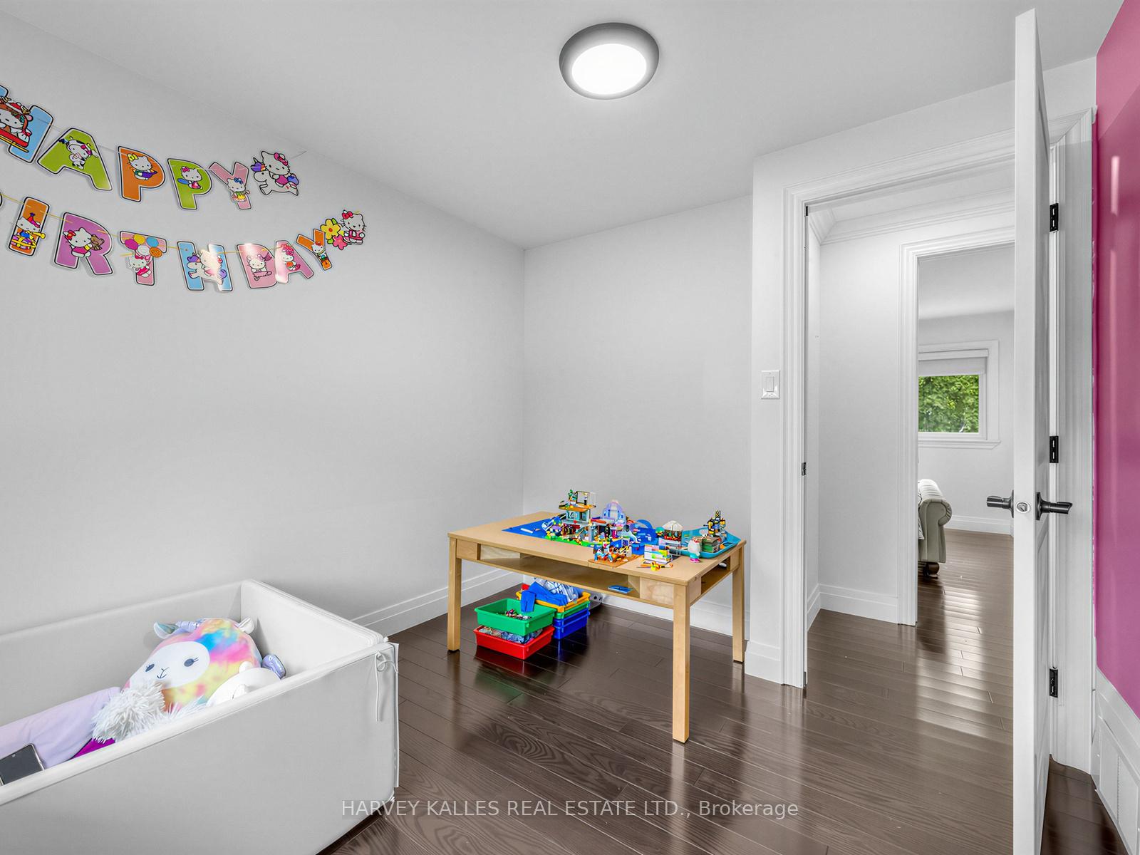 1228 Pallatine Drive