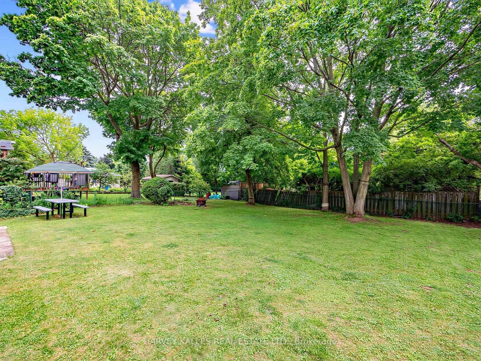 1228 Pallatine Drive