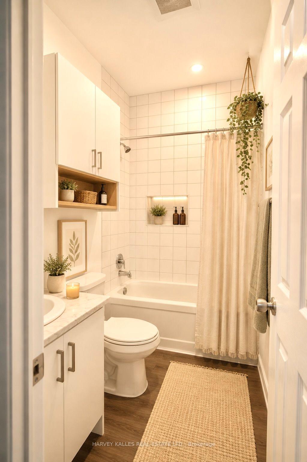 58 Rosemount Avenue W 8, Toronto Unit: 8