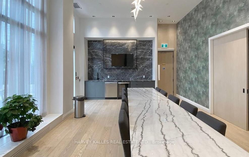 60 George Butchart Drive 4, Toronto Unit: 4