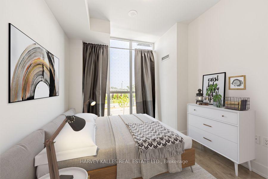 60 George Butchart Drive 4, Toronto Unit: 4