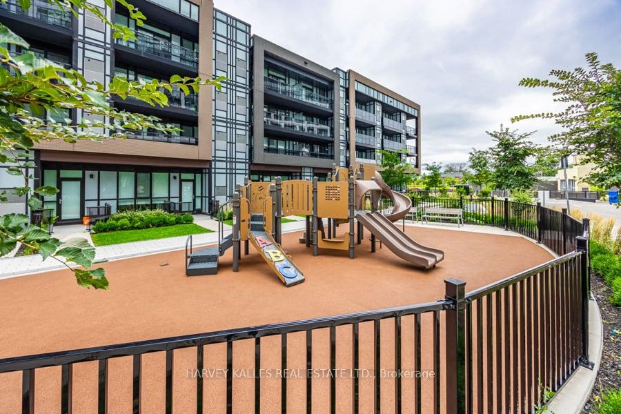 60 George Butchart Drive 4, Toronto Unit: 4