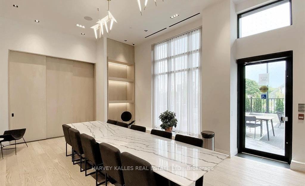 60 George Butchart Drive 4, Toronto Unit: 4