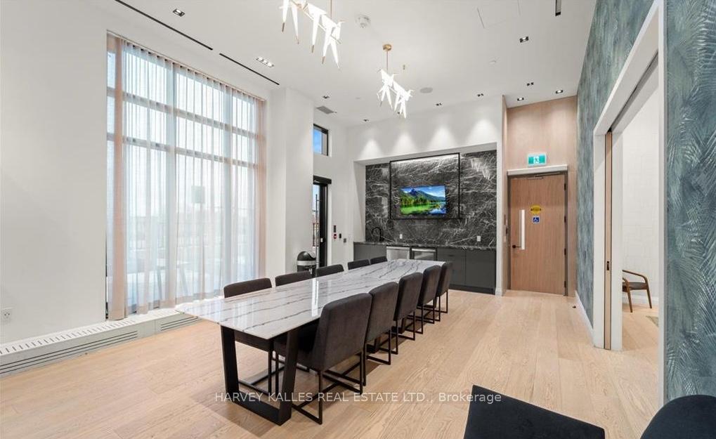 60 George Butchart Drive 4, Toronto Unit: 4