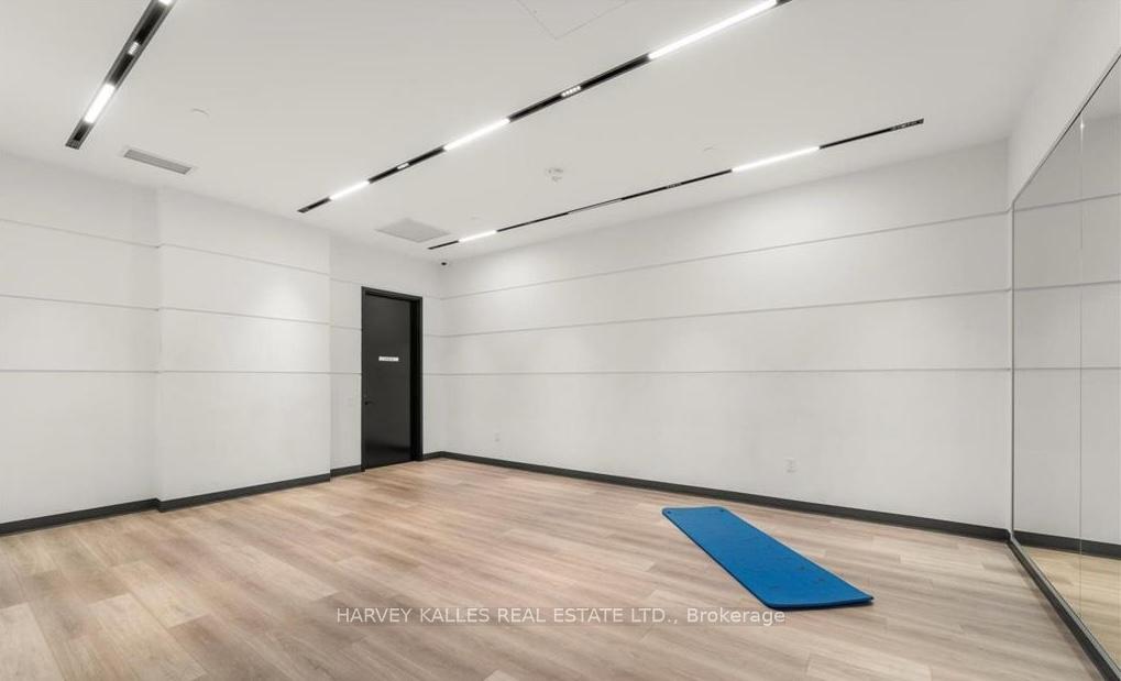 60 George Butchart Drive 4, Toronto Unit: 4