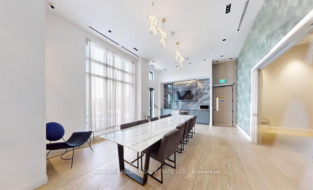 60 George Butchart Drive 4, Toronto Unit: 4