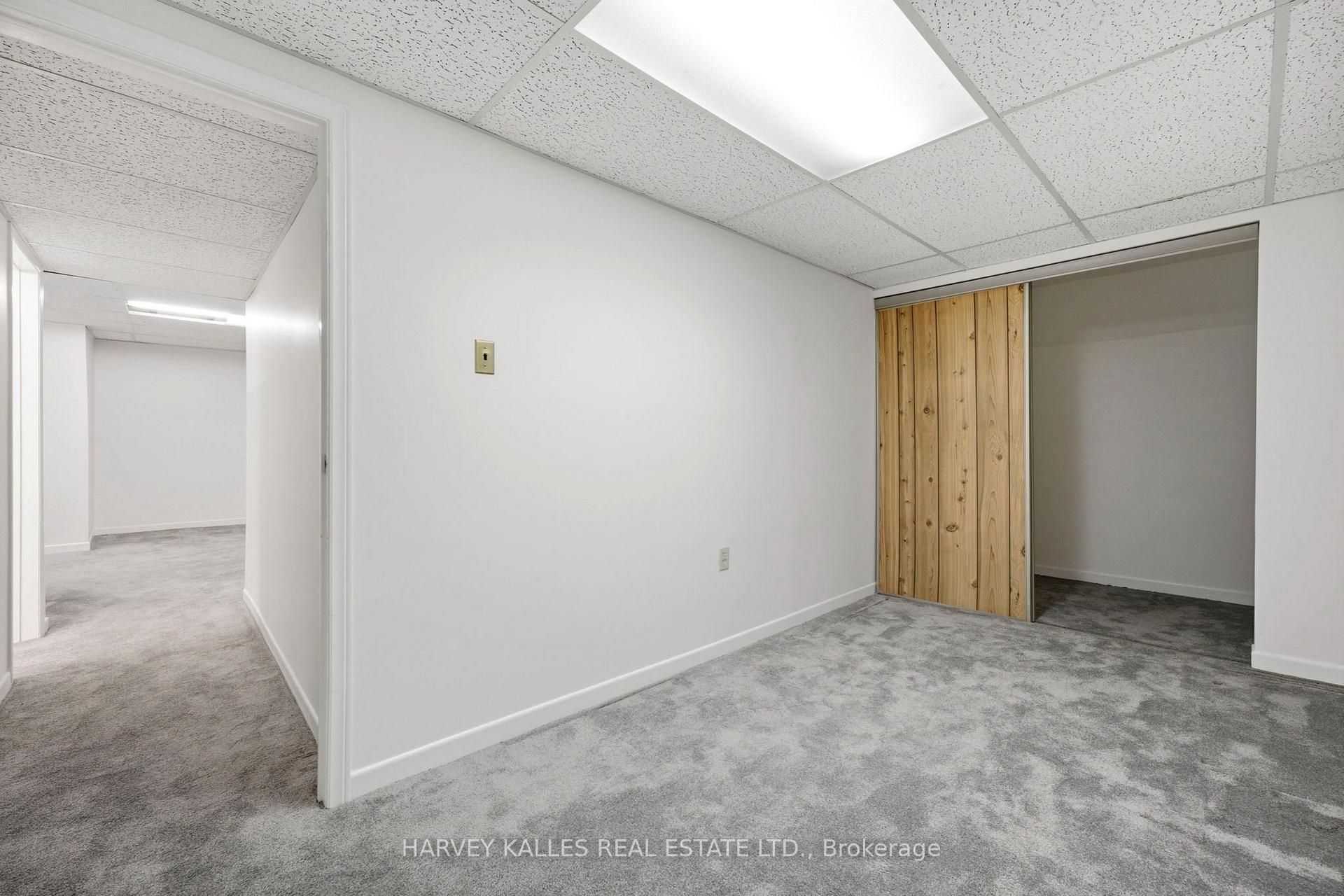 39 Newington Crescent, Toronto