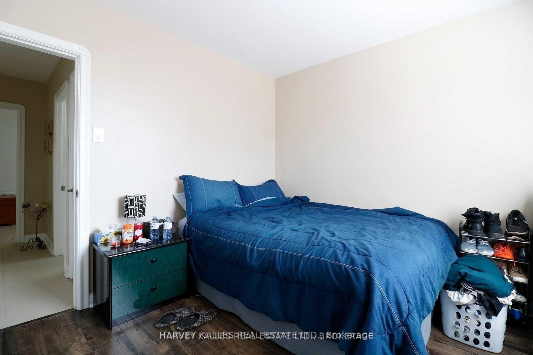88 Trethewey Drive 4, Toronto Unit: 4