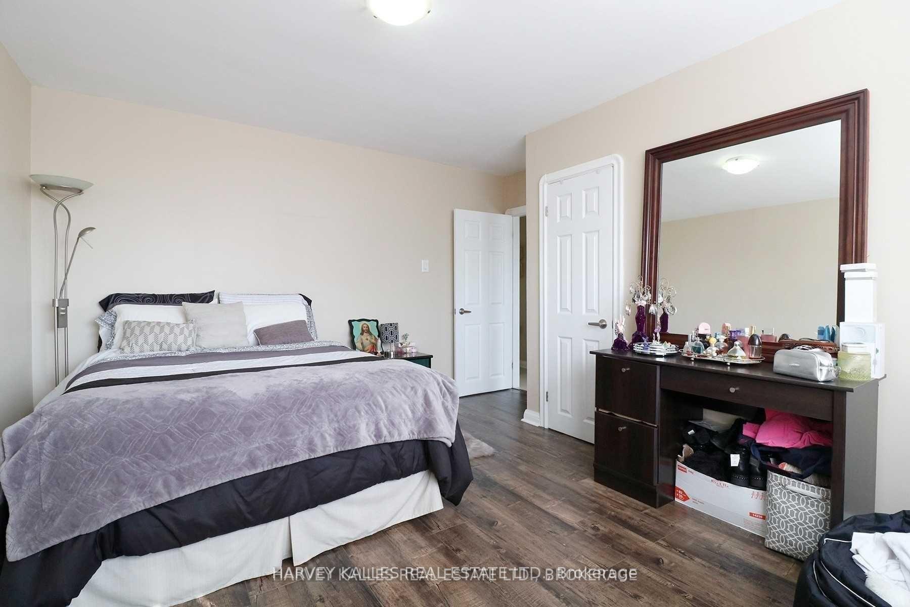 88 Trethewey Drive 4, Toronto Unit: 4
