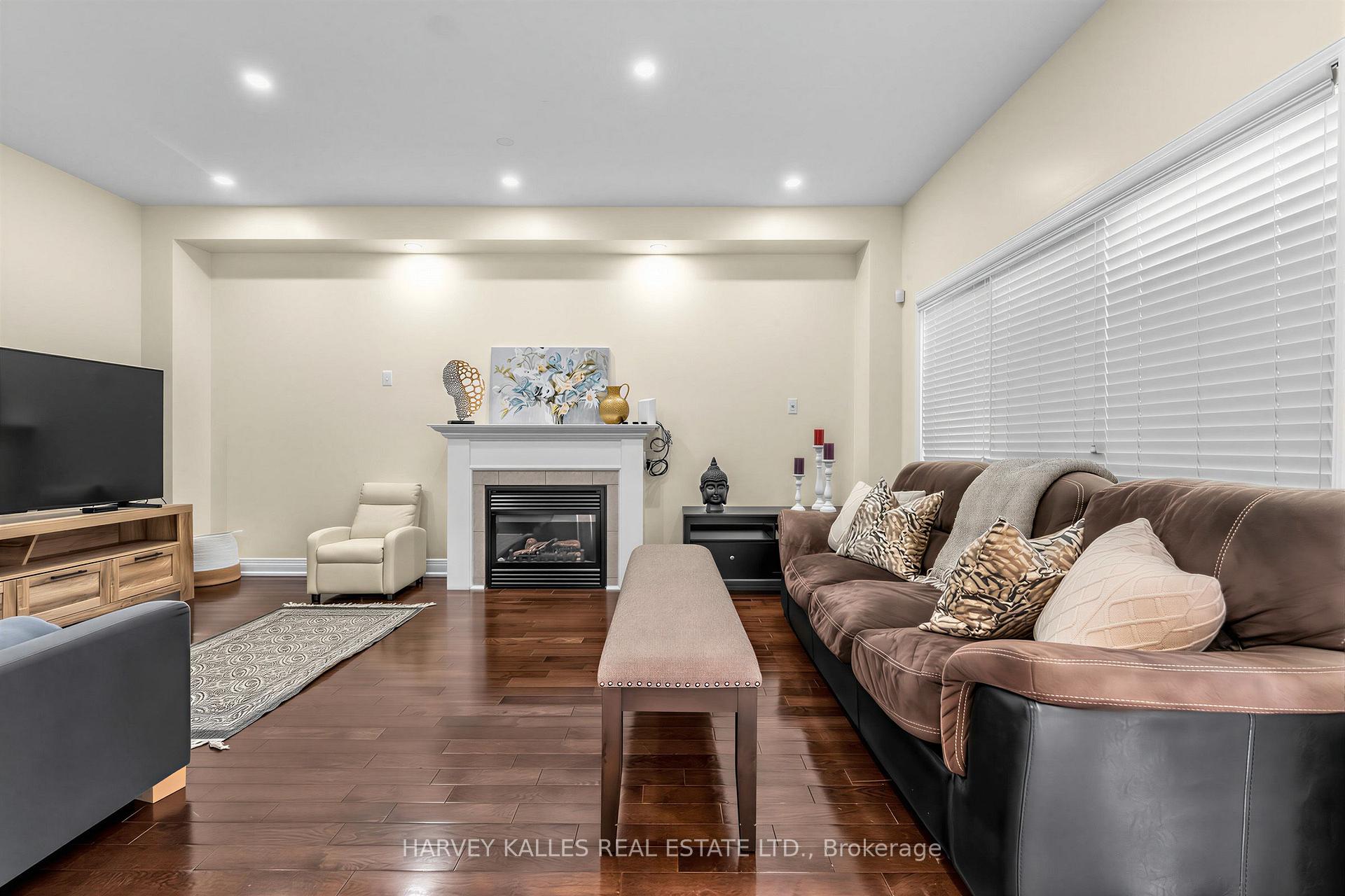 12 Tidewater Road