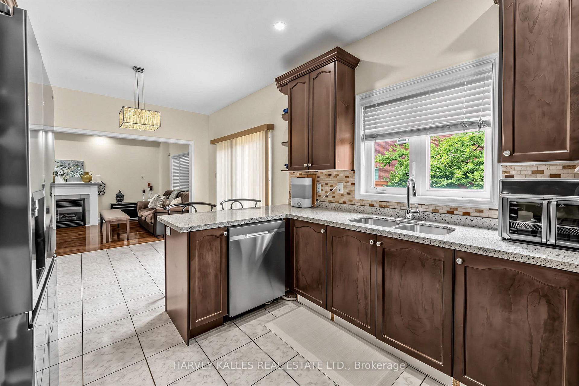 12 Tidewater Road