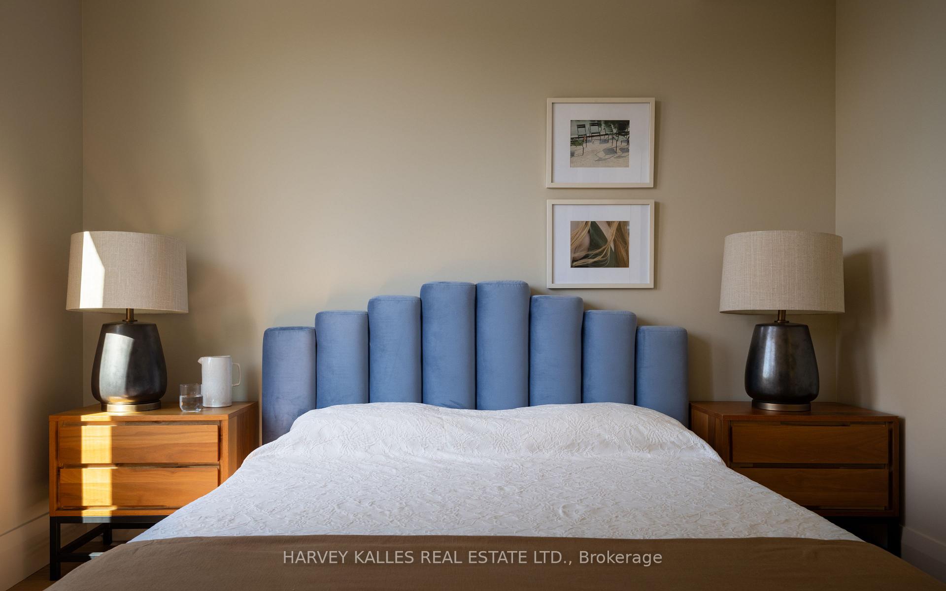 157 Hallam Street C, Toronto Unit: C