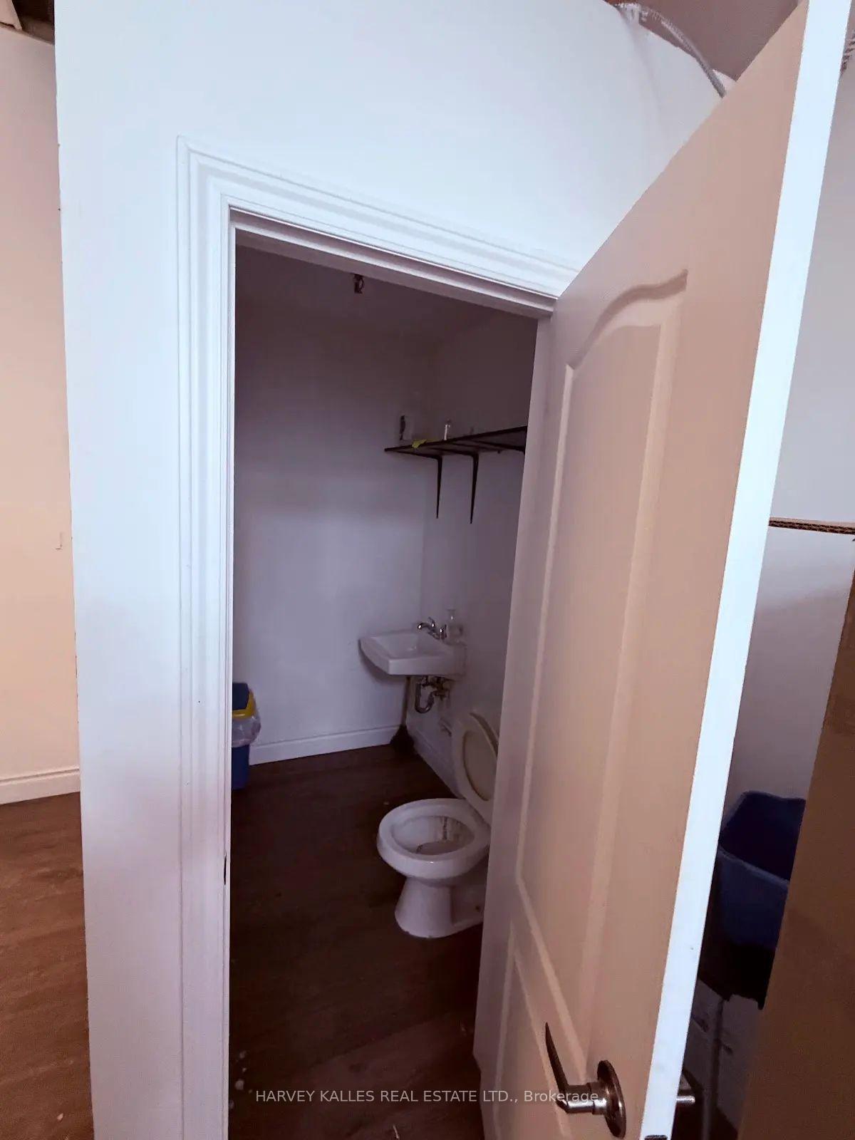 1911 Finch Avenue W 105, Toronto Unit: 105