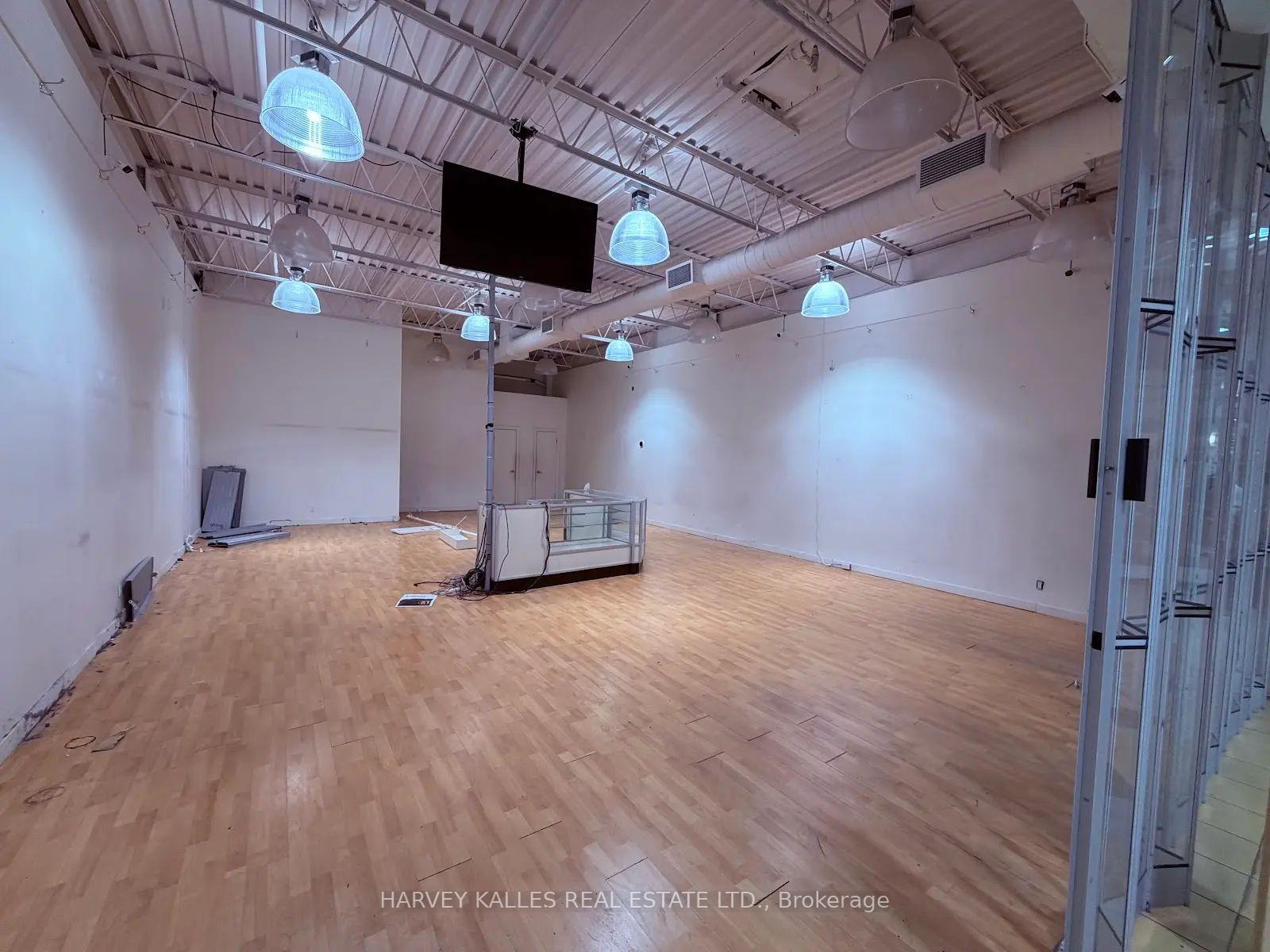1911 Finch Avenue W 132, Toronto Unit: 132