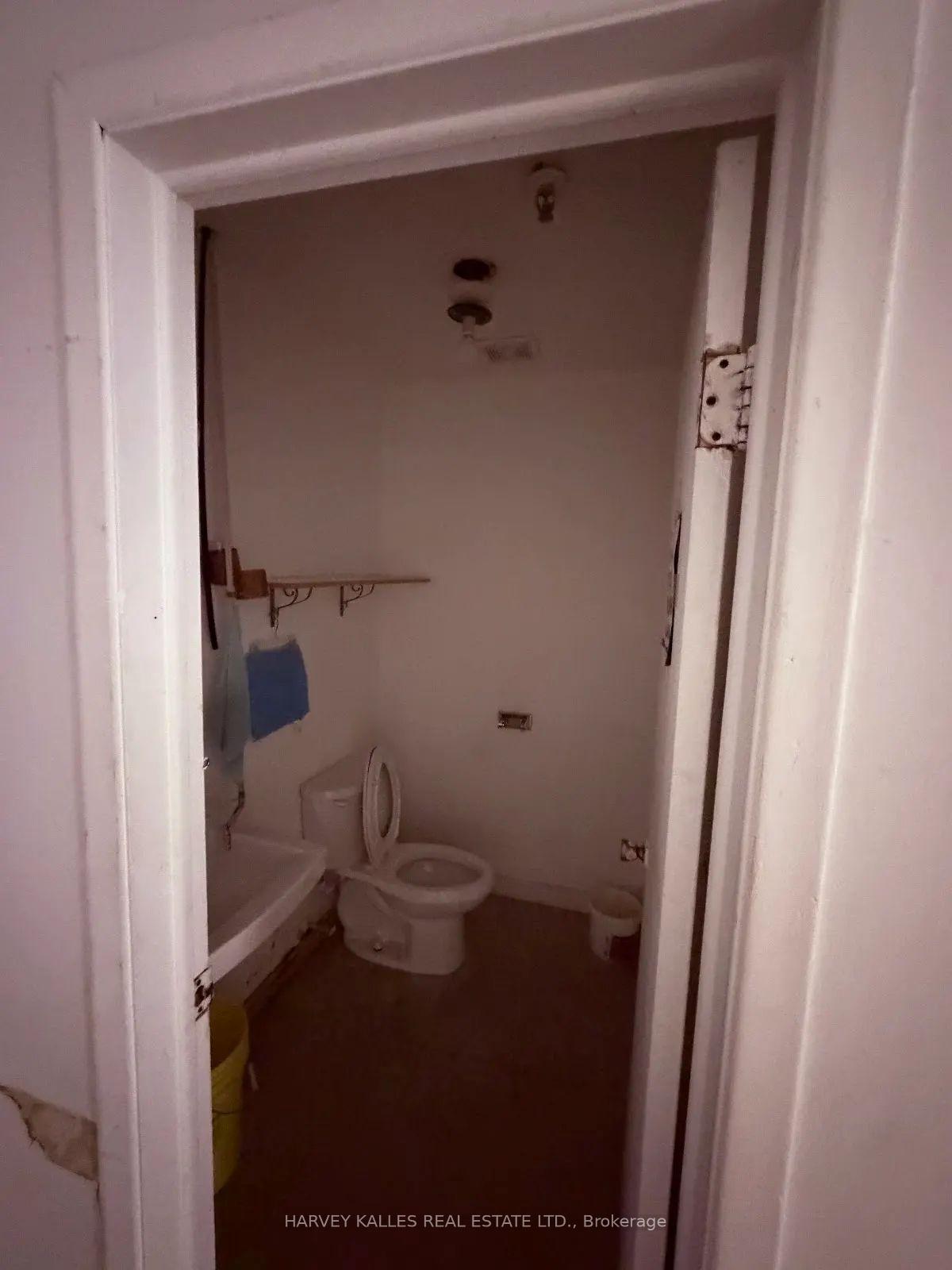 1911 Finch Avenue W 124, Toronto Unit: 124