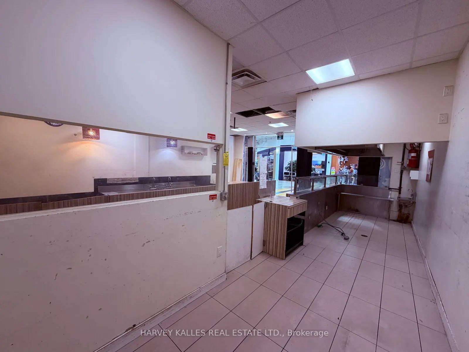 1911 Finch Avenue W 142, Toronto Unit: 142