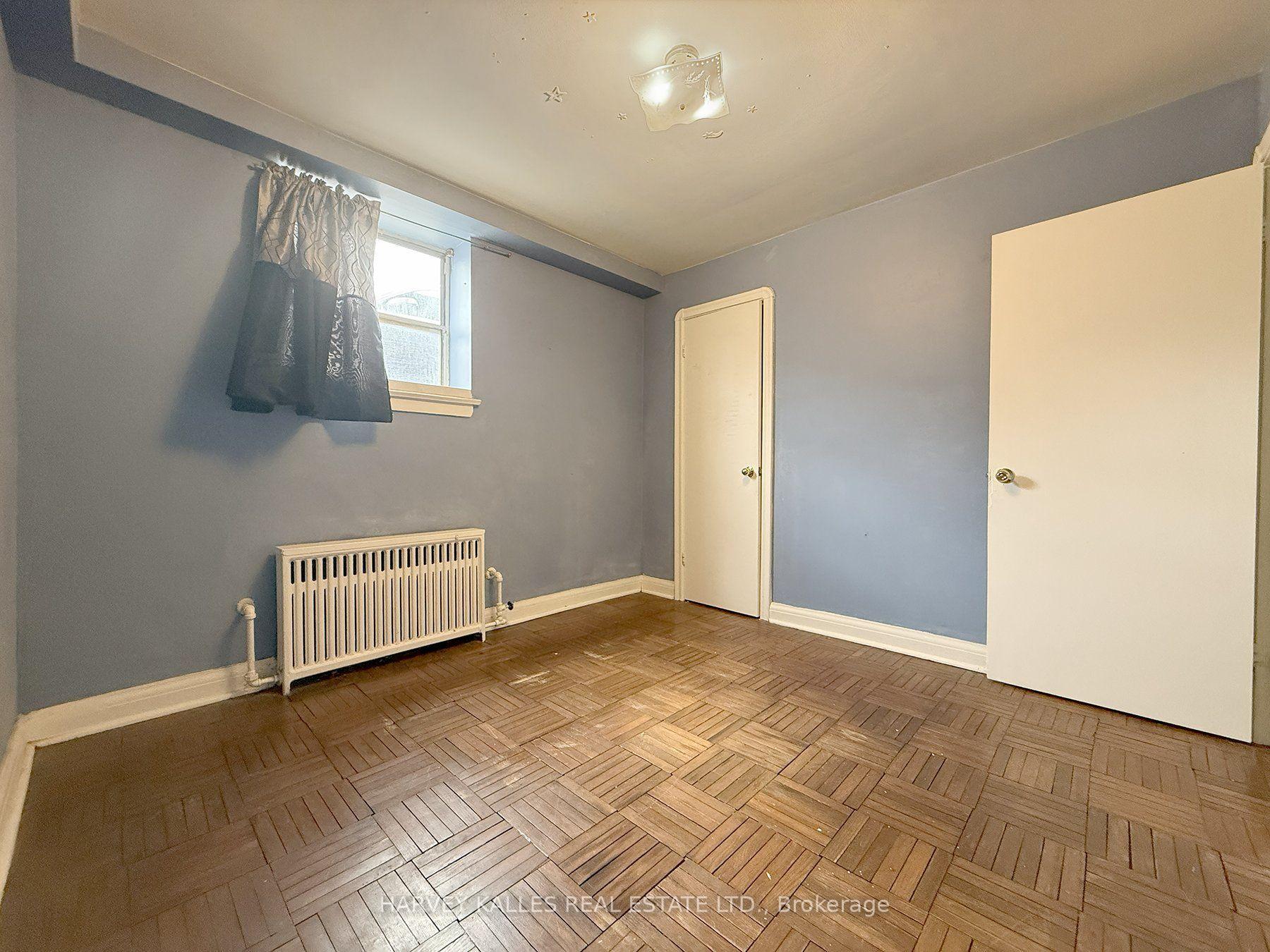 88 Trethewey Drive 2, Toronto Unit: 2