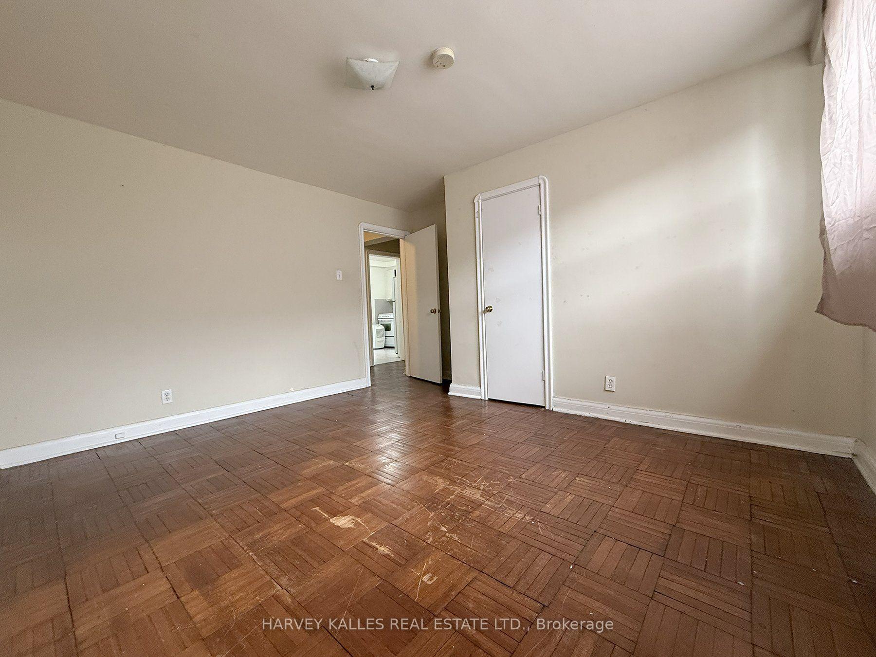 88 Trethewey Drive 2, Toronto Unit: 2