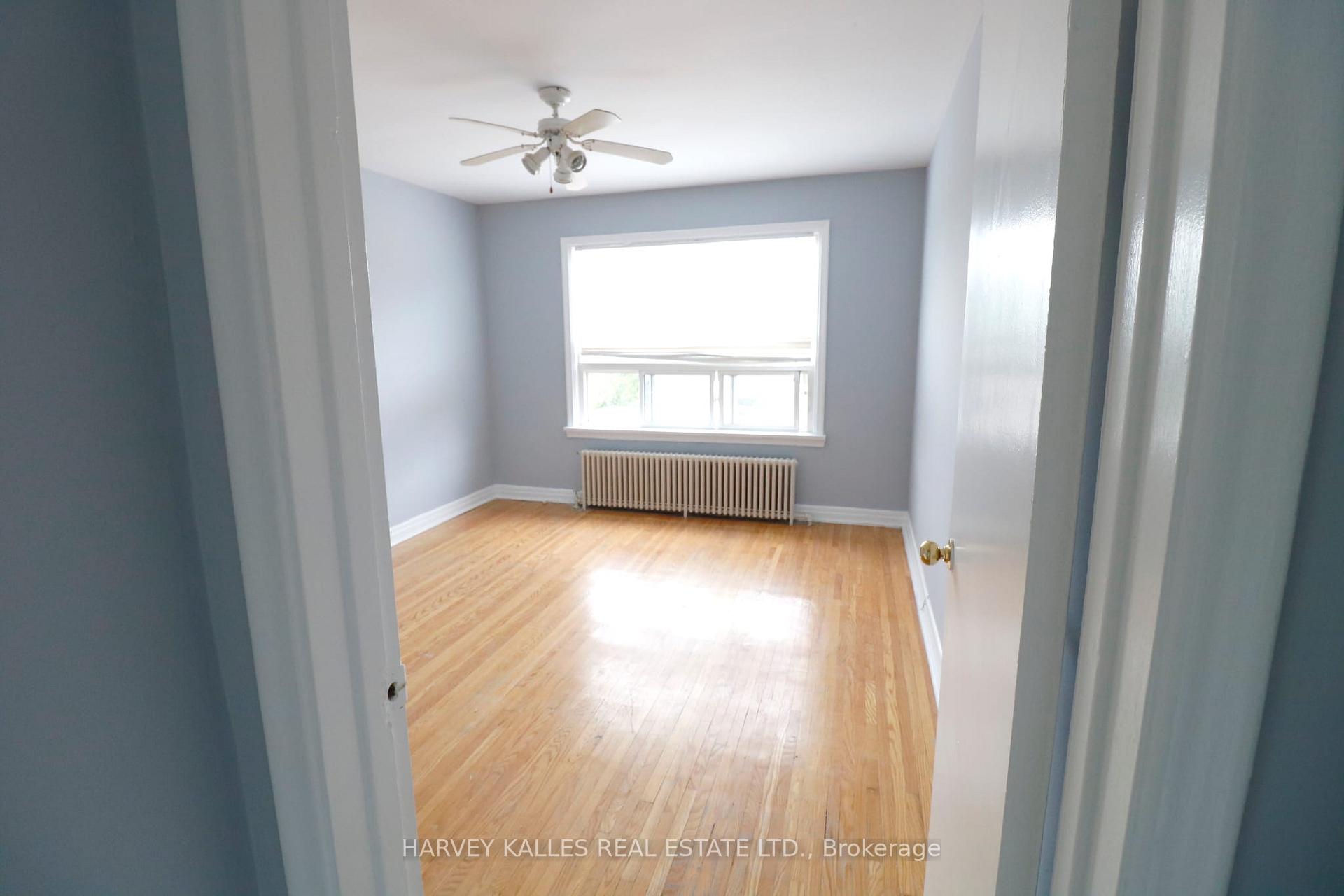 2434 Keele Street 10, Toronto Unit: 10