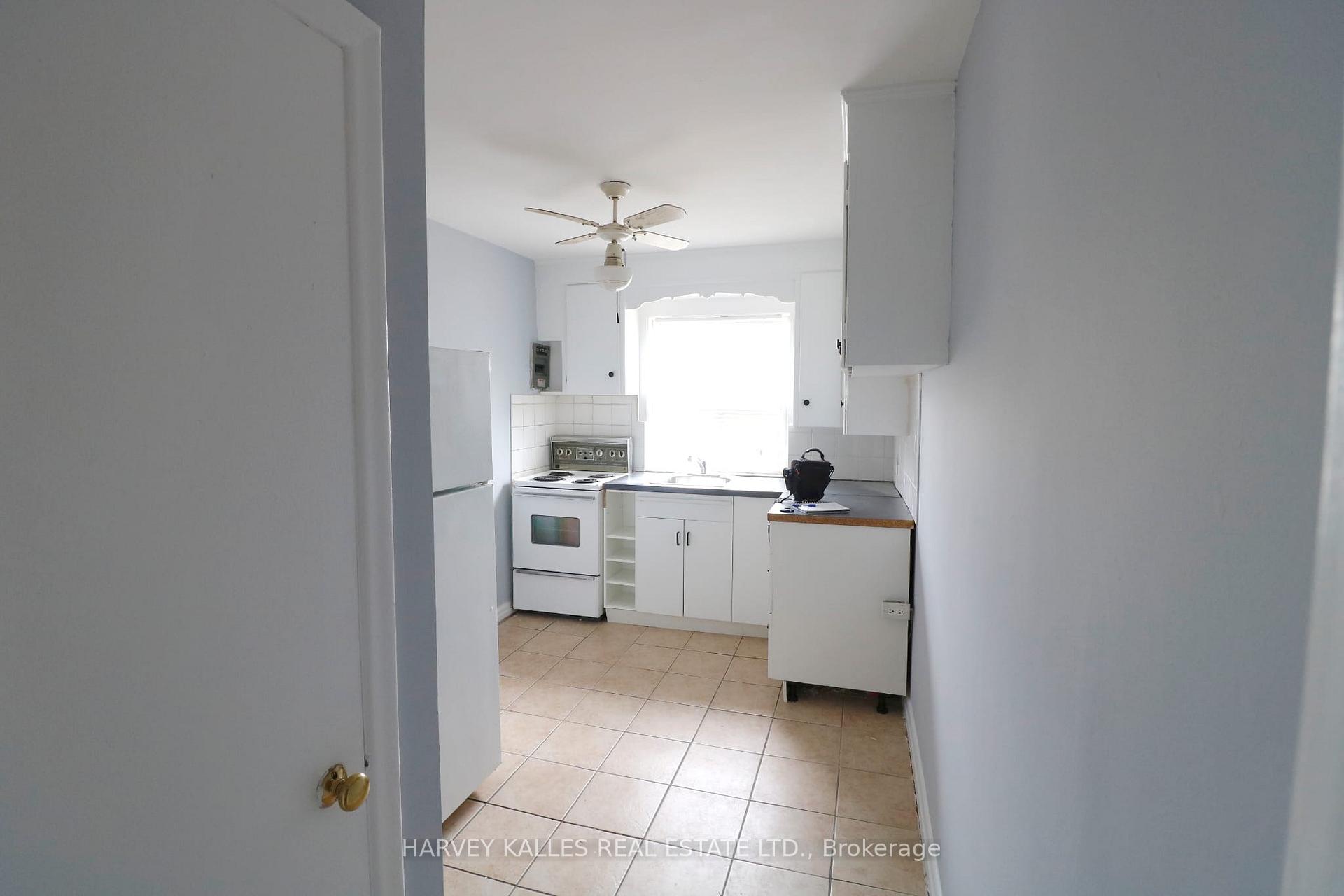 2434 Keele Street 10, Toronto Unit: 10
