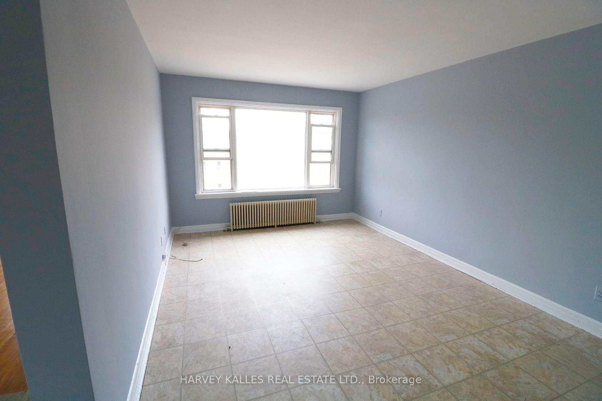 2434 Keele Street 10, Toronto Unit: 10