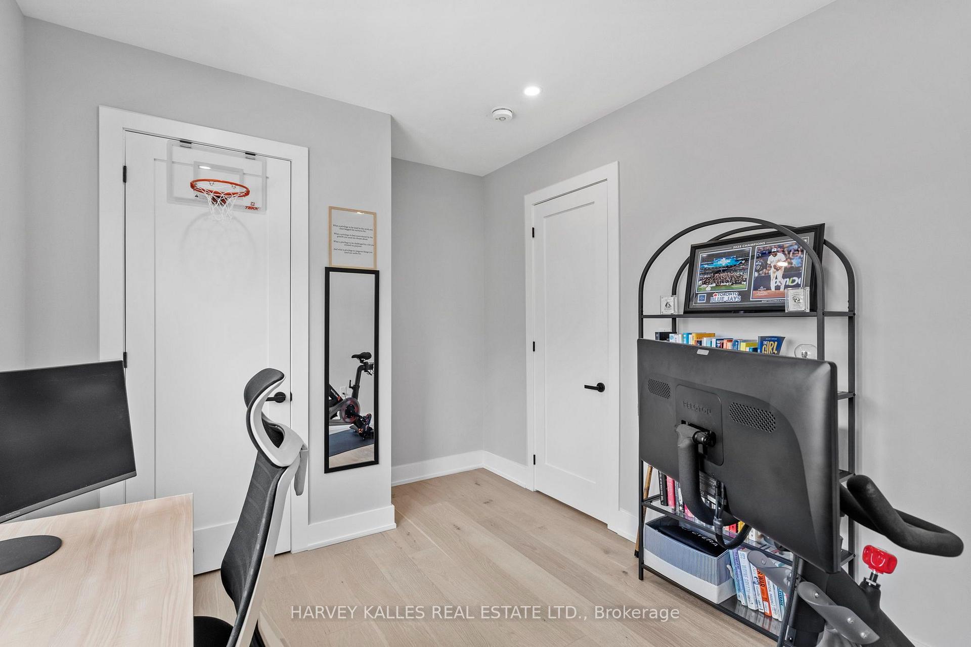 32 Albright Avenue, Toronto