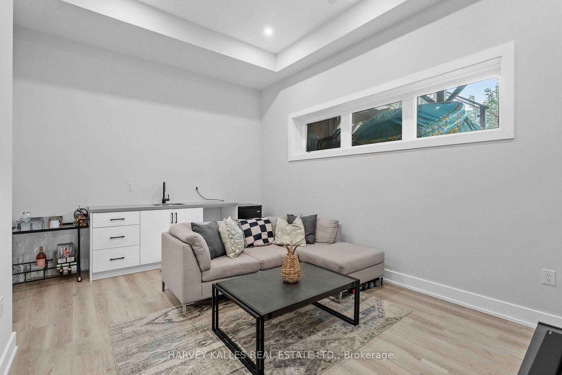 32 Albright Avenue, Toronto