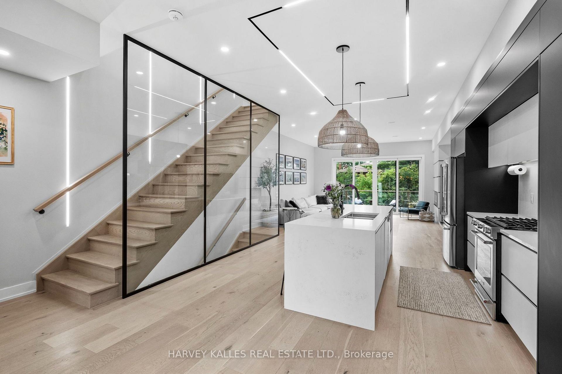 32 Albright Avenue, Toronto