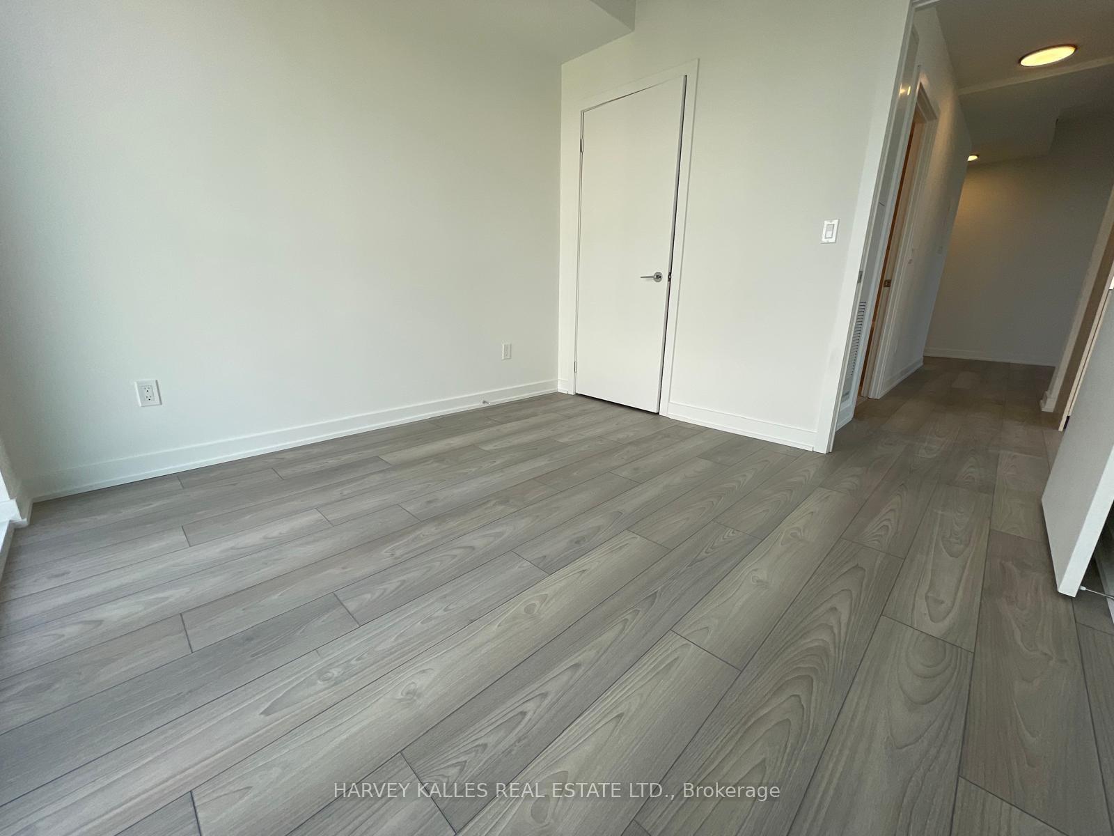 1007 The Queensway 730, Toronto Unit: 730