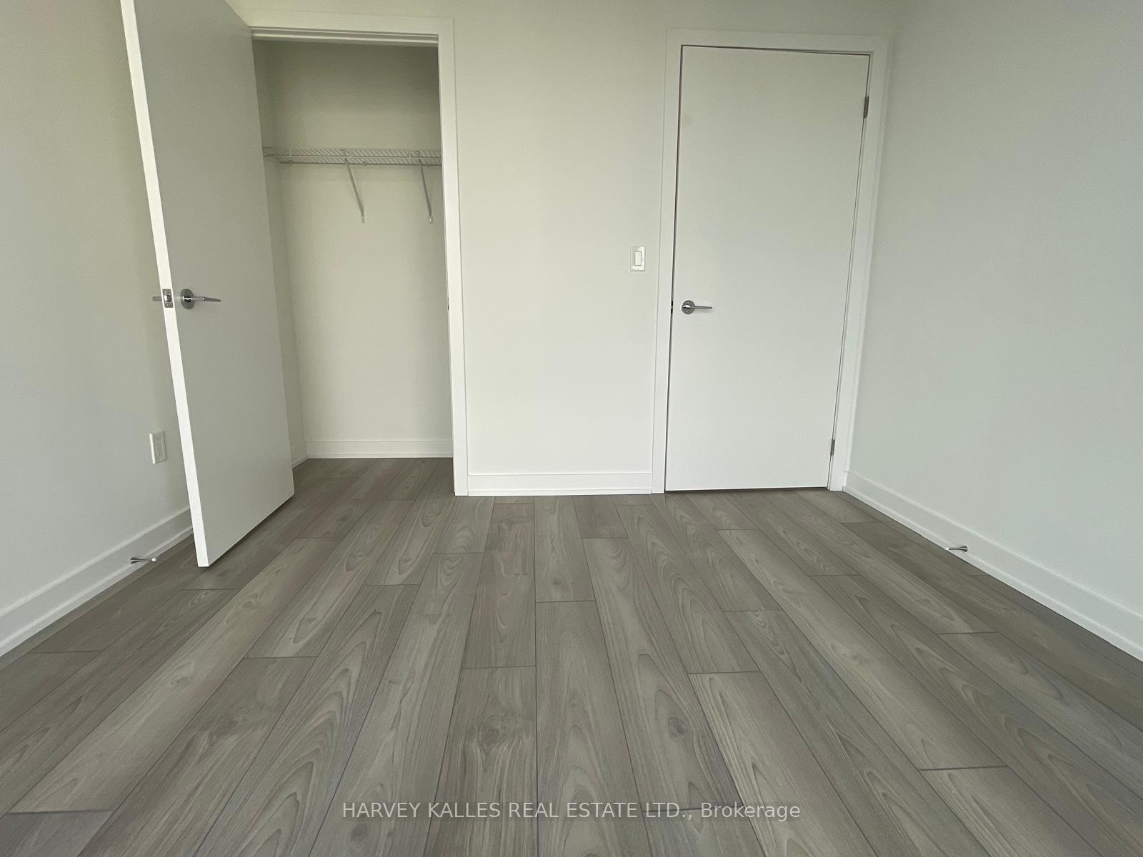 1007 The Queensway 730, Toronto Unit: 730