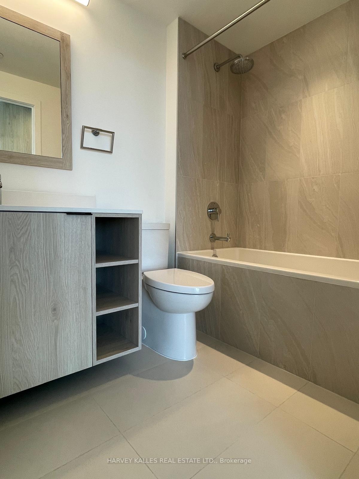 1007 The Queensway 730, Toronto Unit: 730