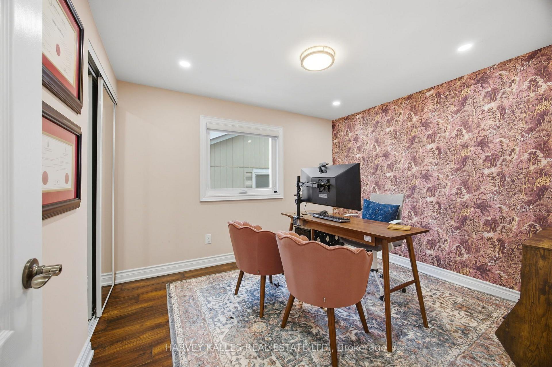 3254 Sir Johns Homestead