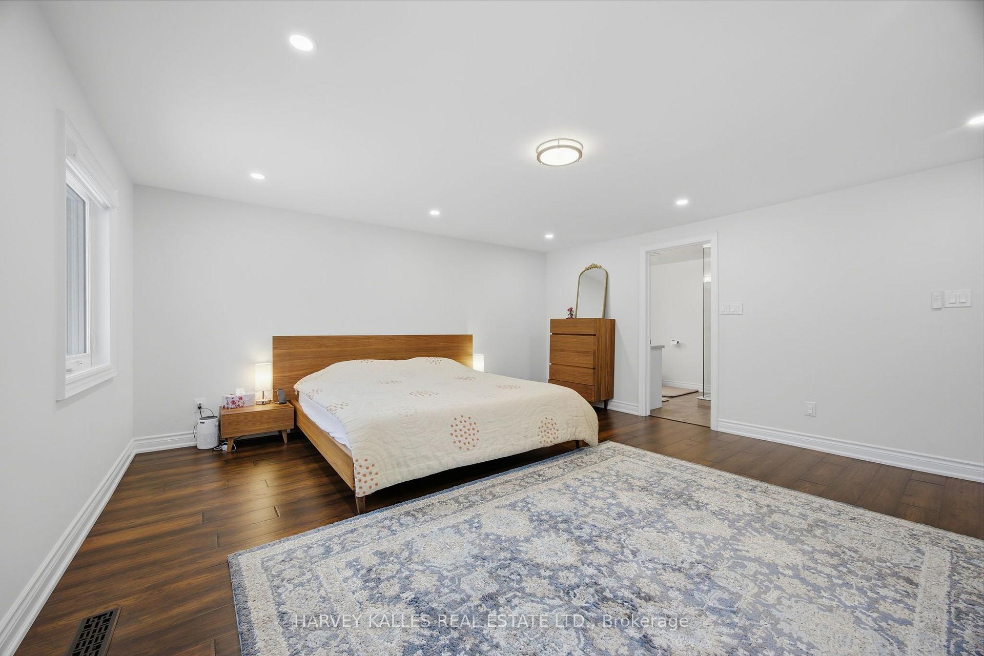 3254 Sir Johns Homestead