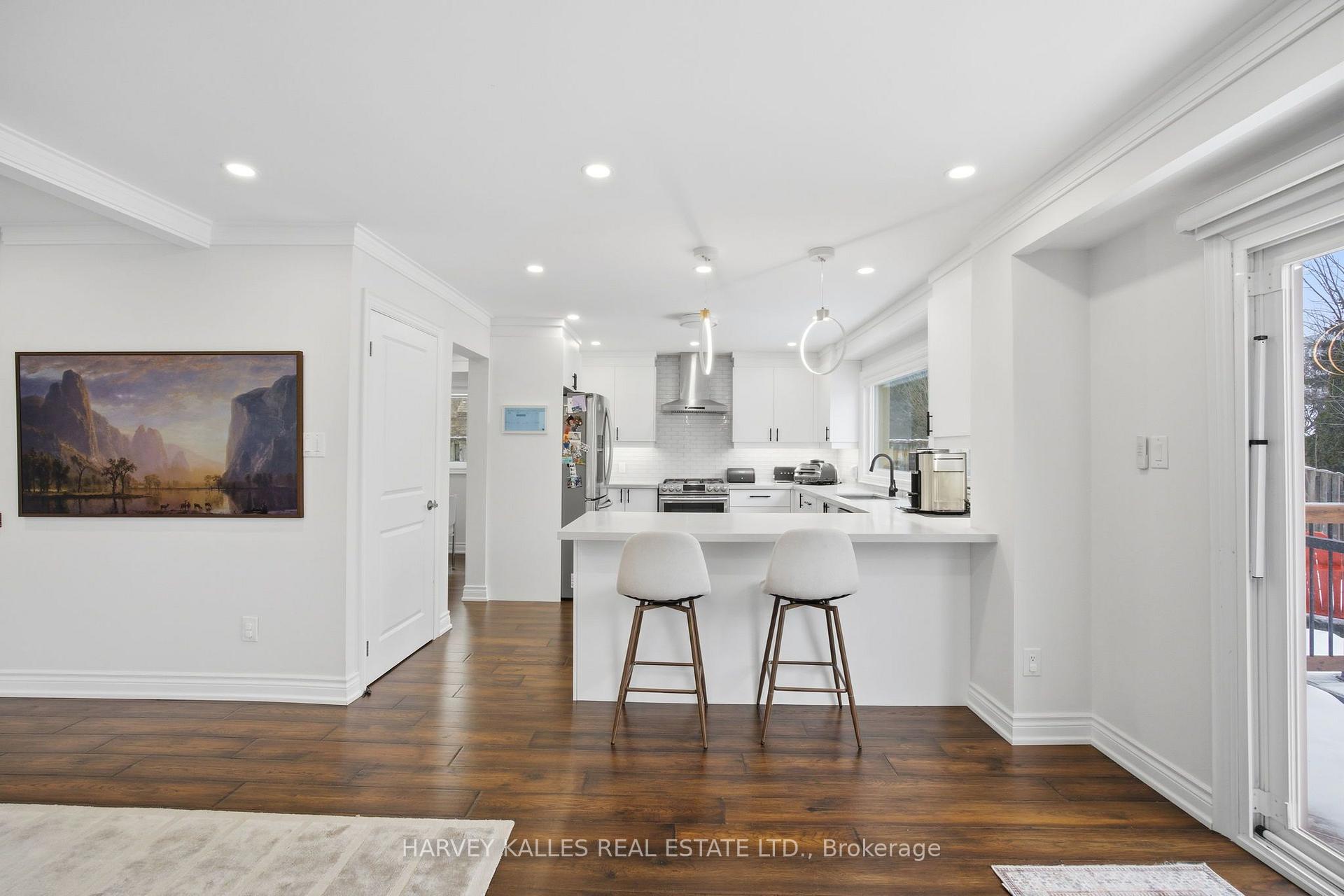 3254 Sir Johns Homestead
